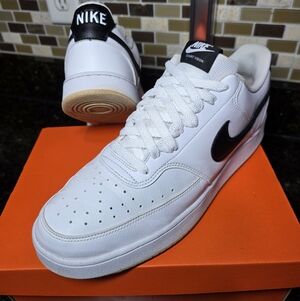 Nike Men's White and Black Court Vision Low Sneakers Size 13